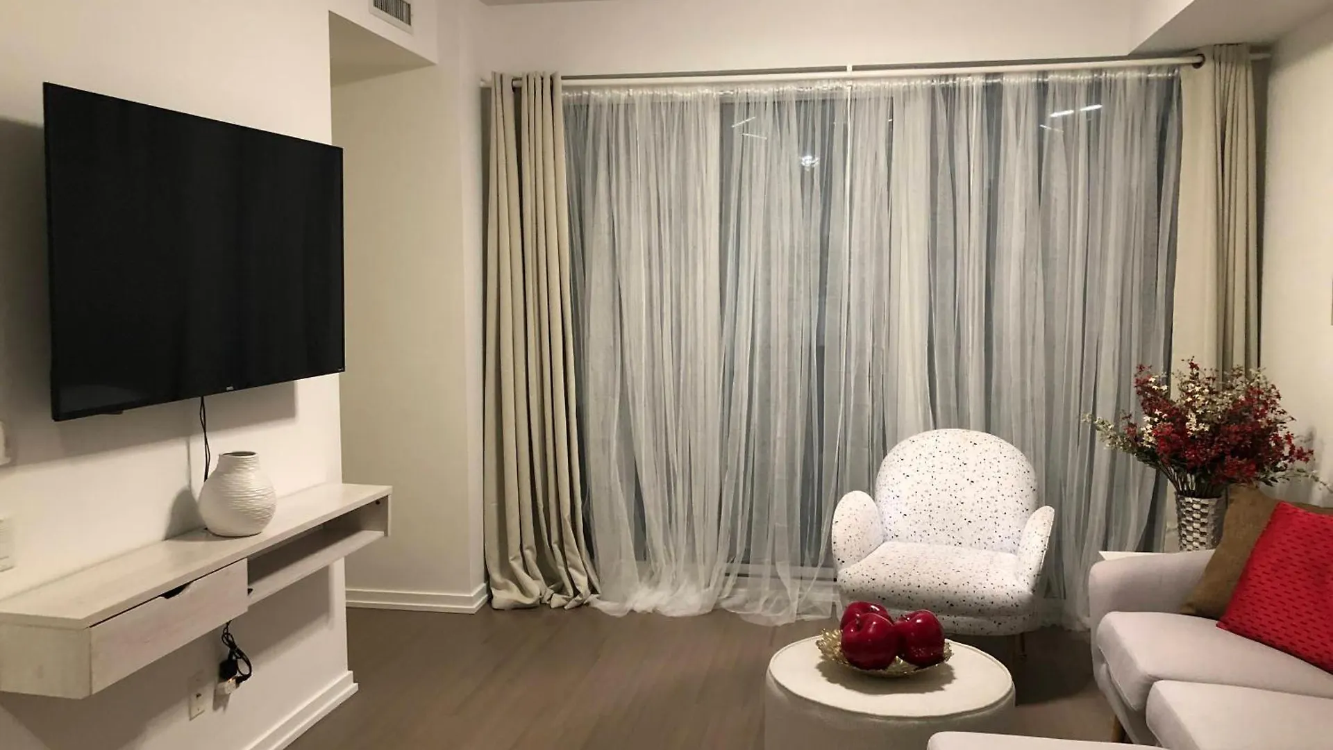 Oasis In The 6Ix Apartment Toronto